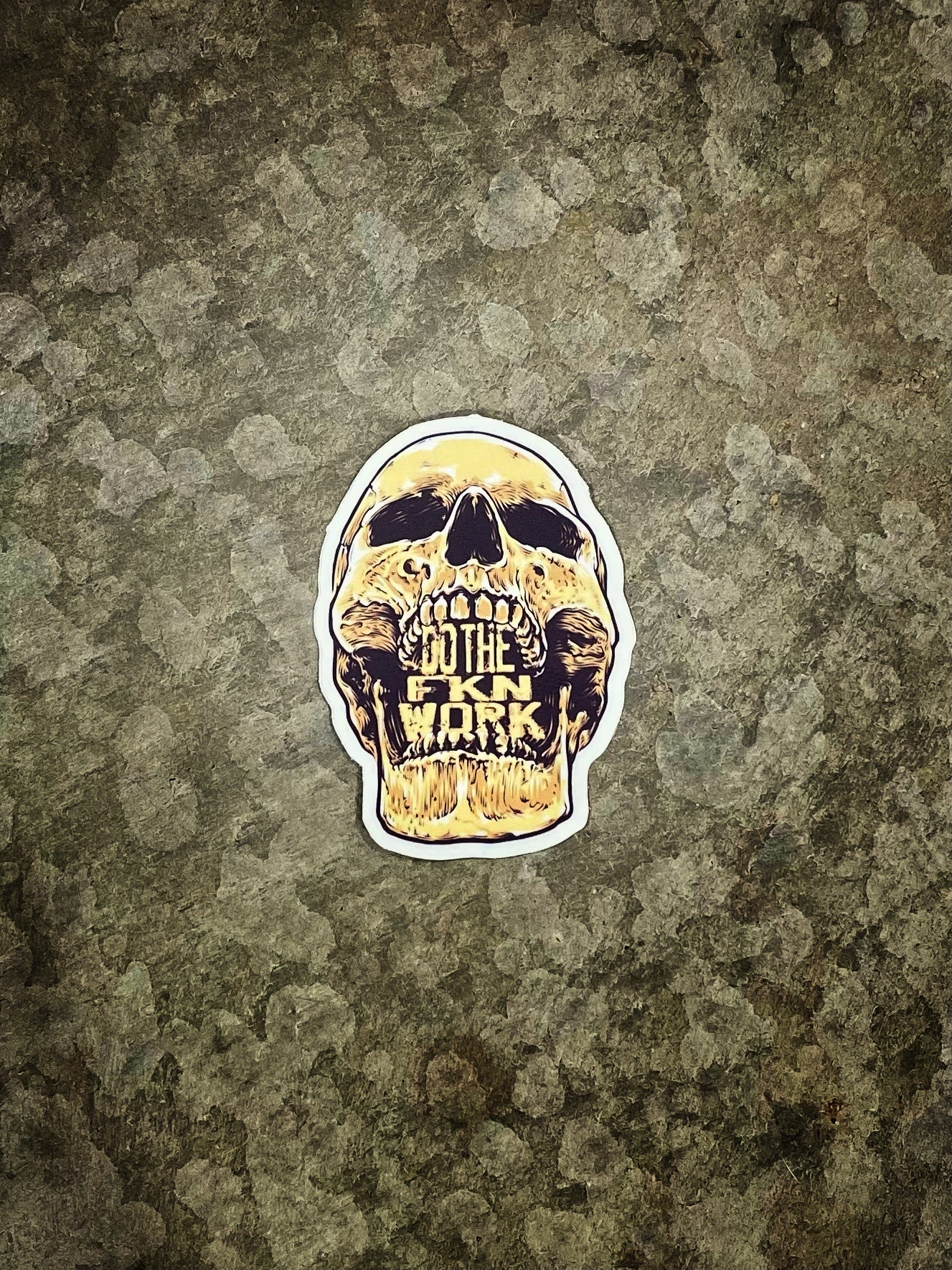DTFW SKULL STICKER - Dude That Lifts
