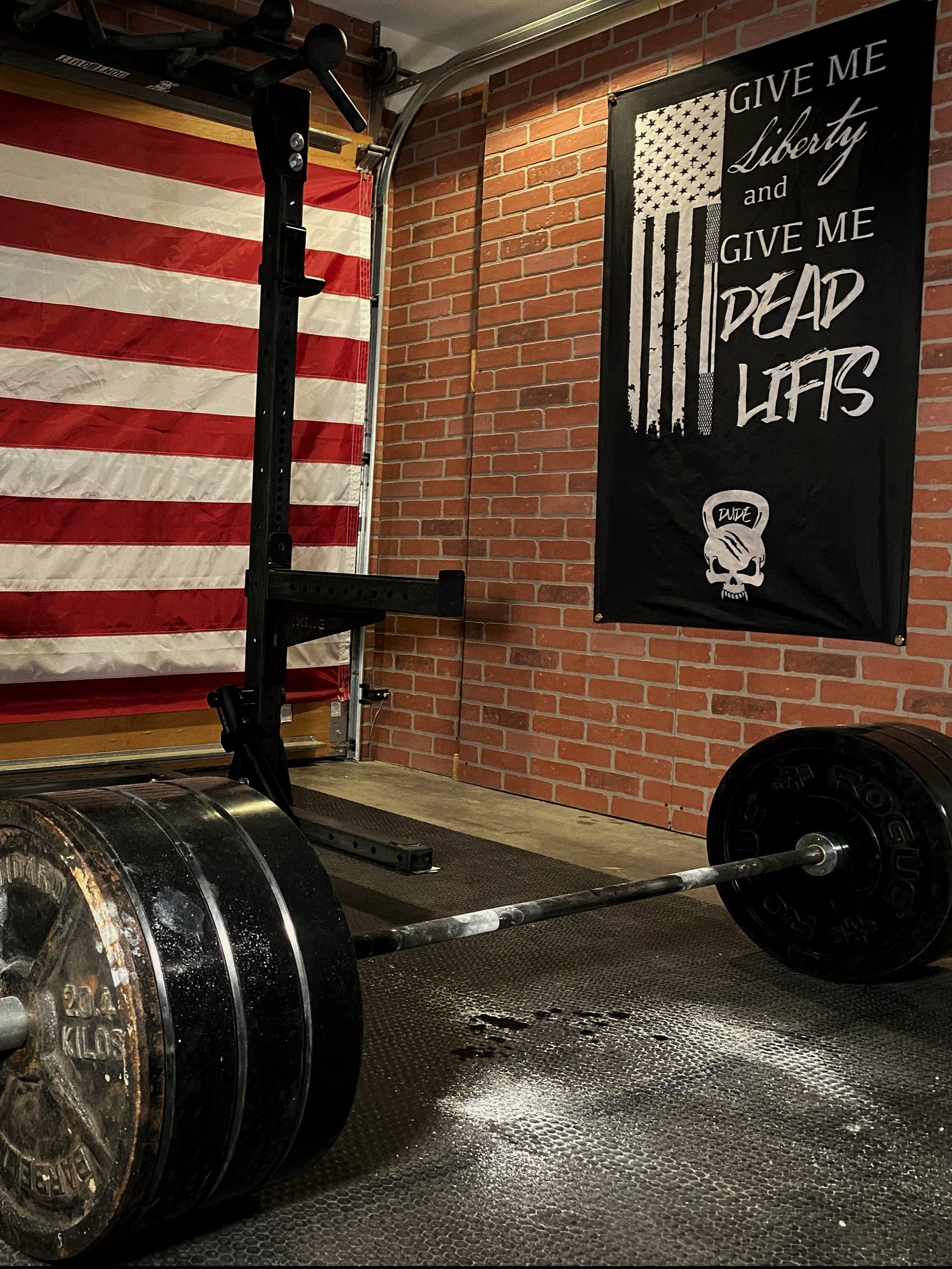 LIBERTY AND DEADS GYM FLAG - Dude That Lifts