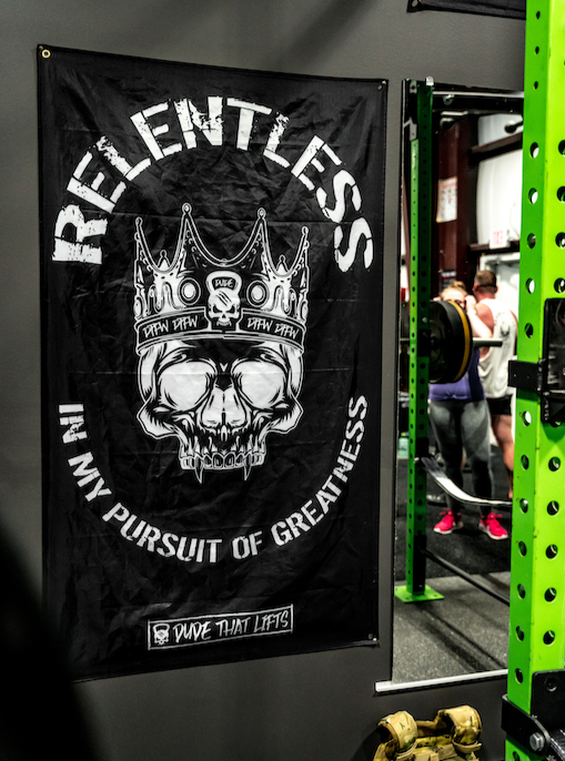 Relentless Gym Flag - Dude That Lifts